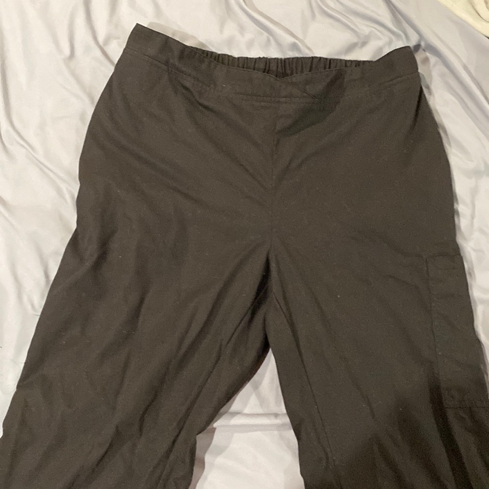 Black scrub pants